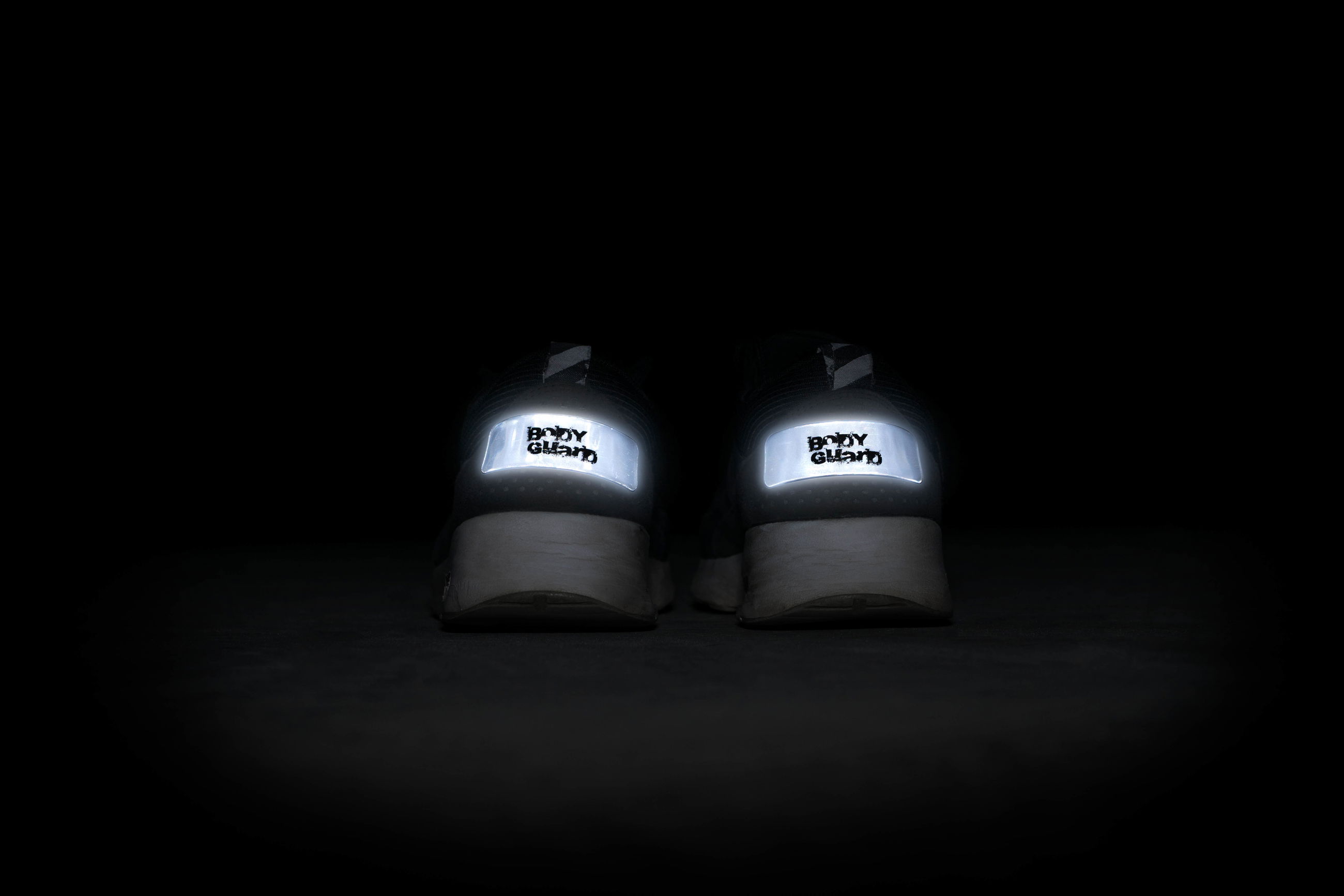 Schuh, Sneaker, Mütze, Hut, Baseball-Kappe
