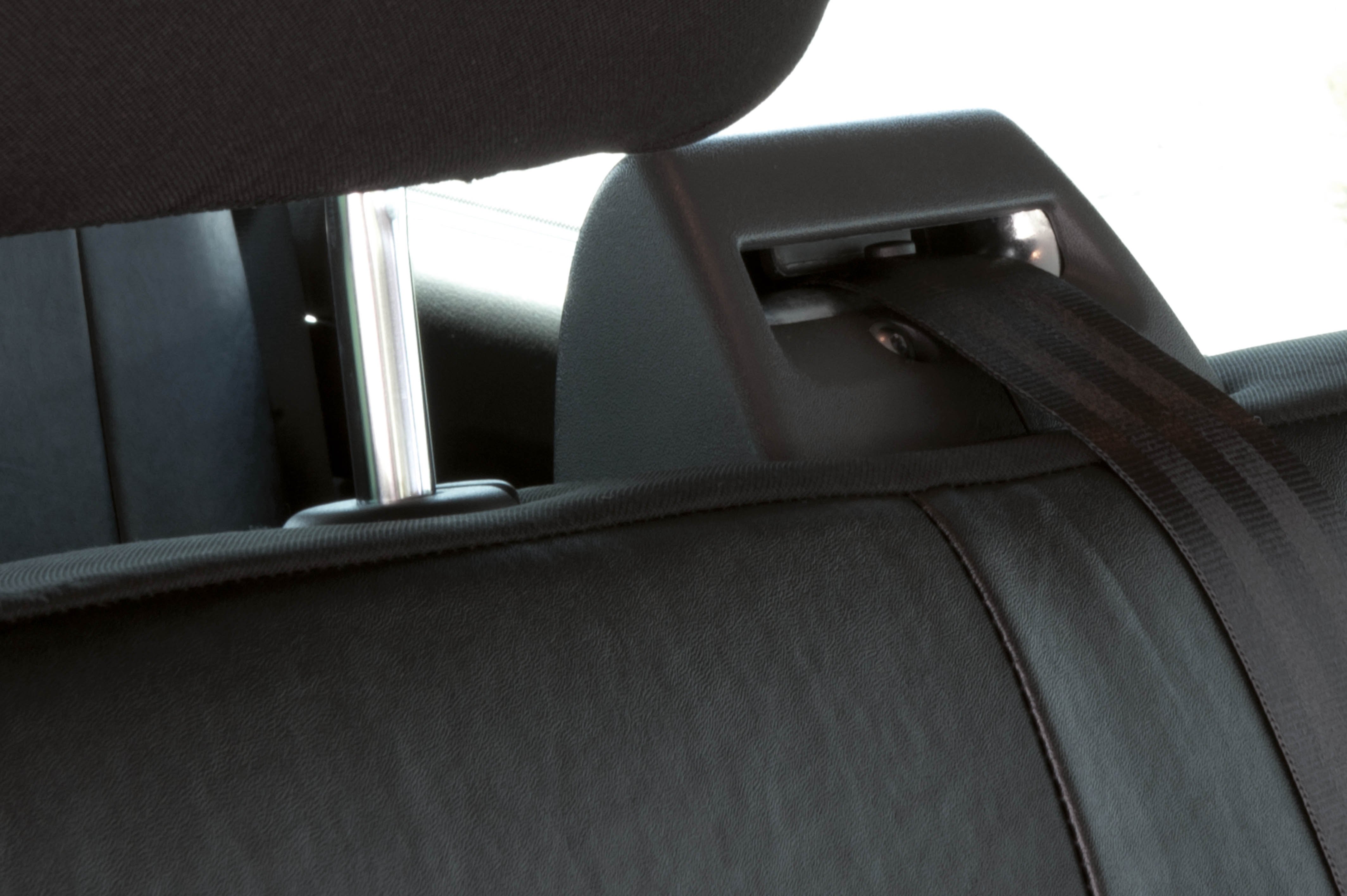 Passform Sitzbezug aus Kunstleder für VW T5, 3er Bank