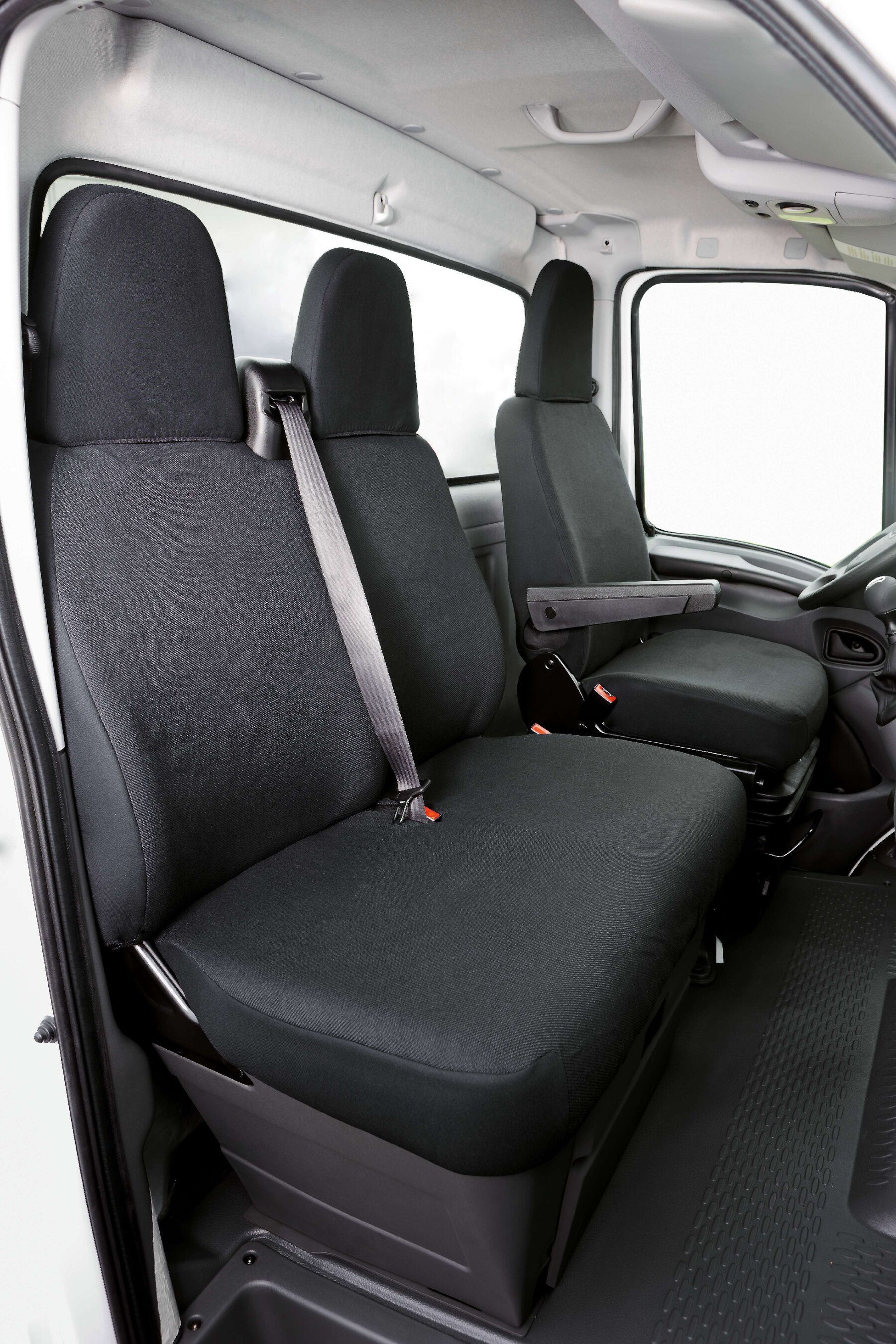 Housse de siège Transporter en tissu pour Iveco Daily IV, siège simple et  double, Housses de siège pour Iveco Daily IV, Housses de siège pour les  fourgonnettes Iveco