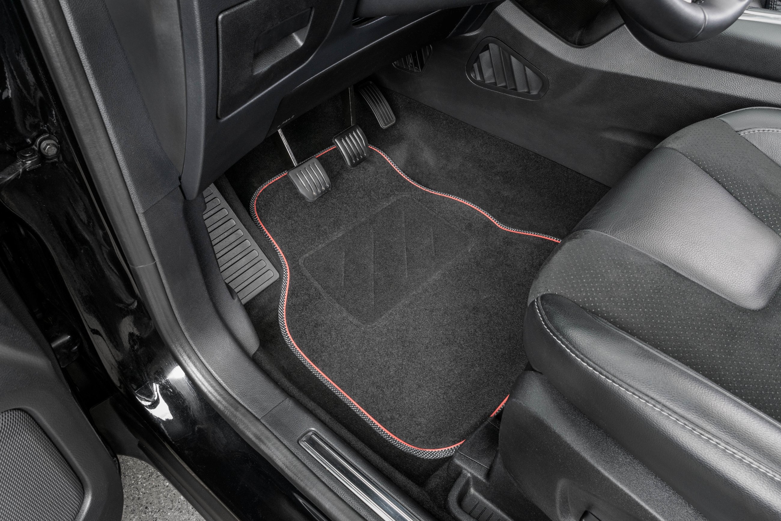 Tapis de voiture The Race noir / rouge