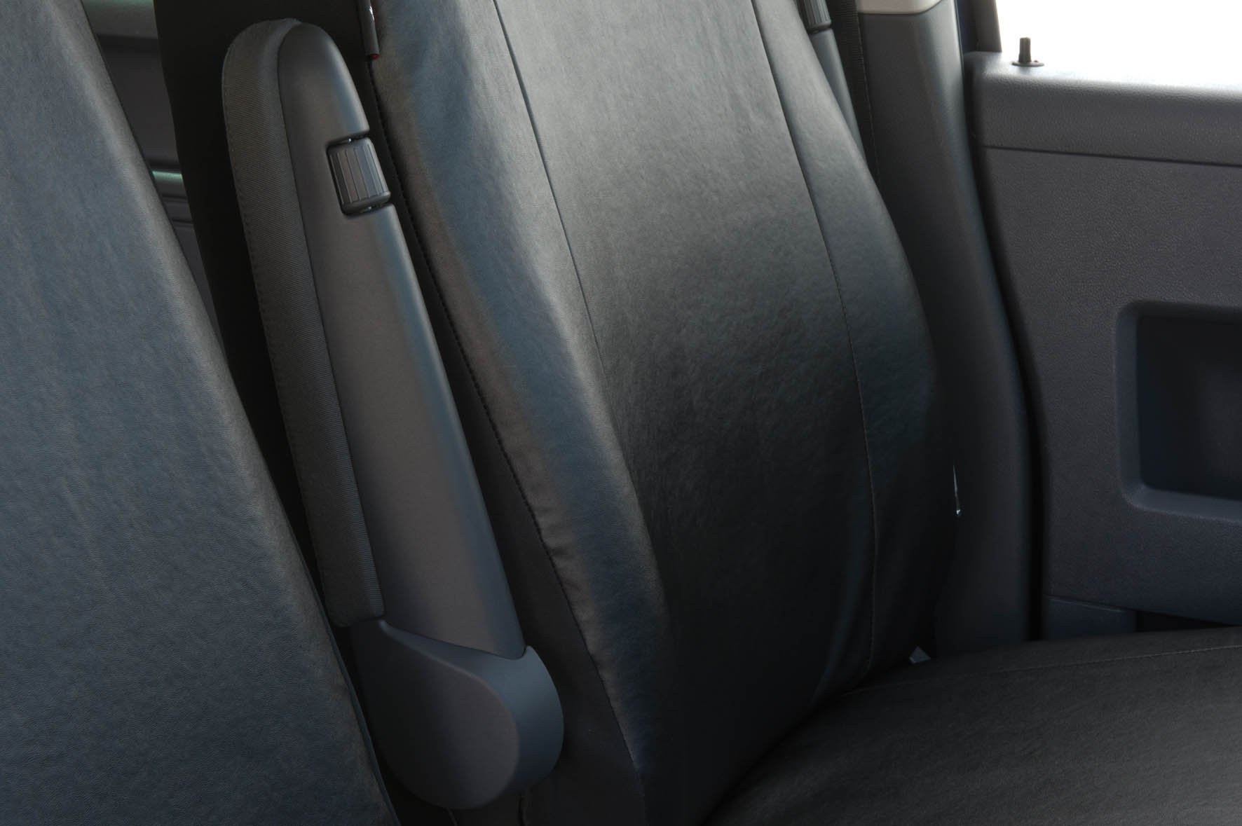 Passform Sitzbezug aus Kunstleder kompatibel mit VW T5, Einzelsitz vorne