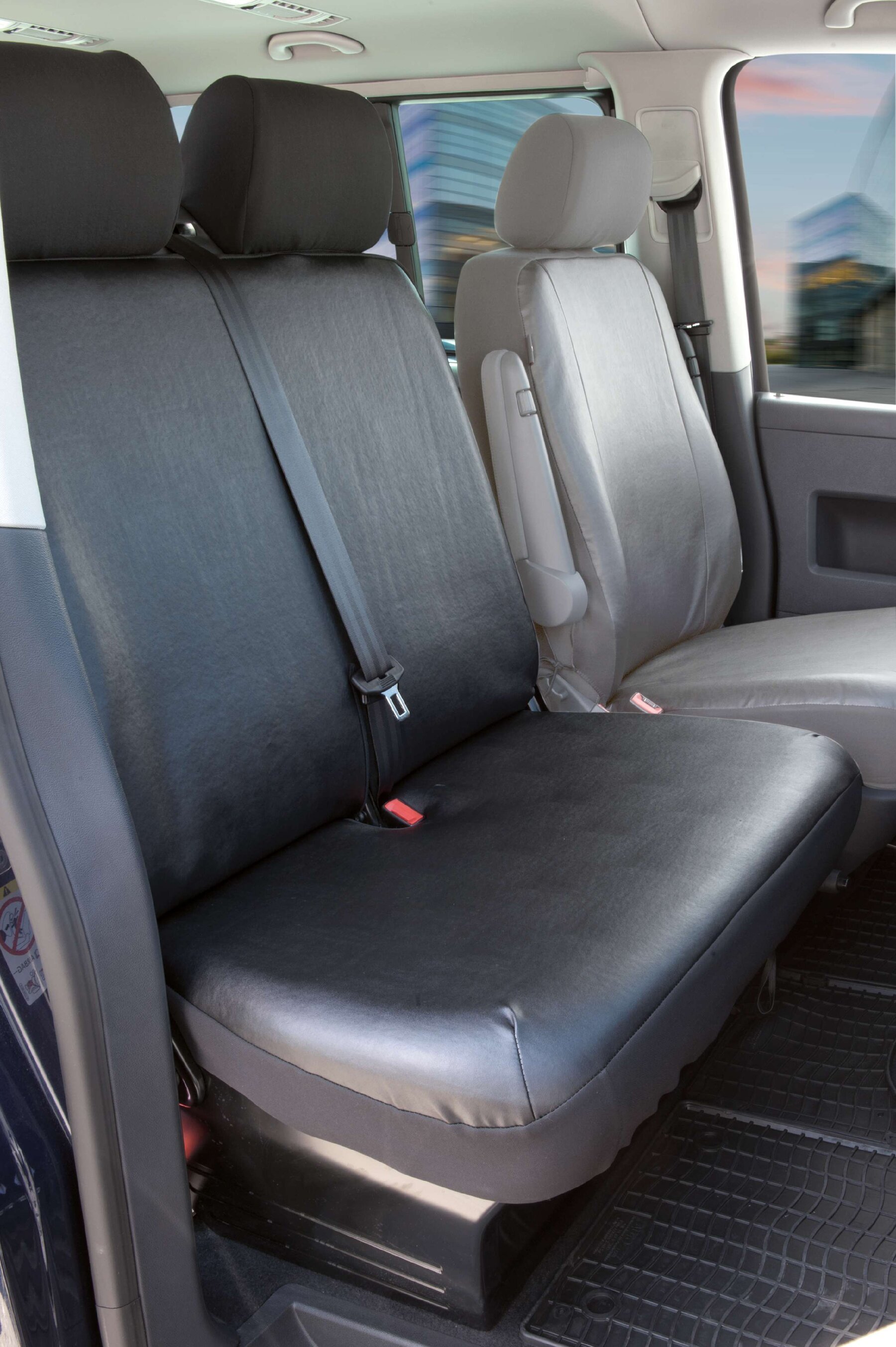 Passform Sitzbezug aus Kunstleder kompatibel mit VW T5, Doppelbank vorne