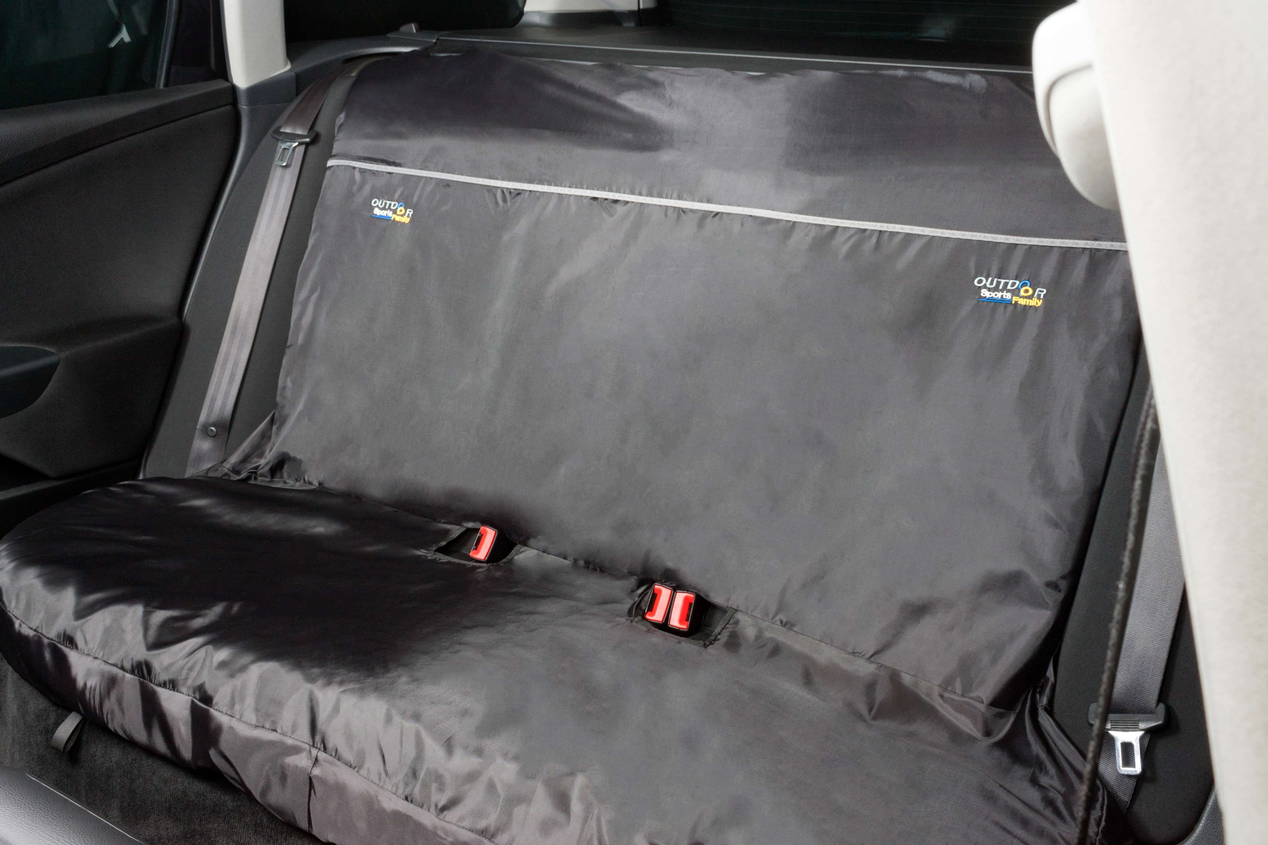 Stoelbekleding voor achterbank universele maat met gordelgeleider Buitensport zwart