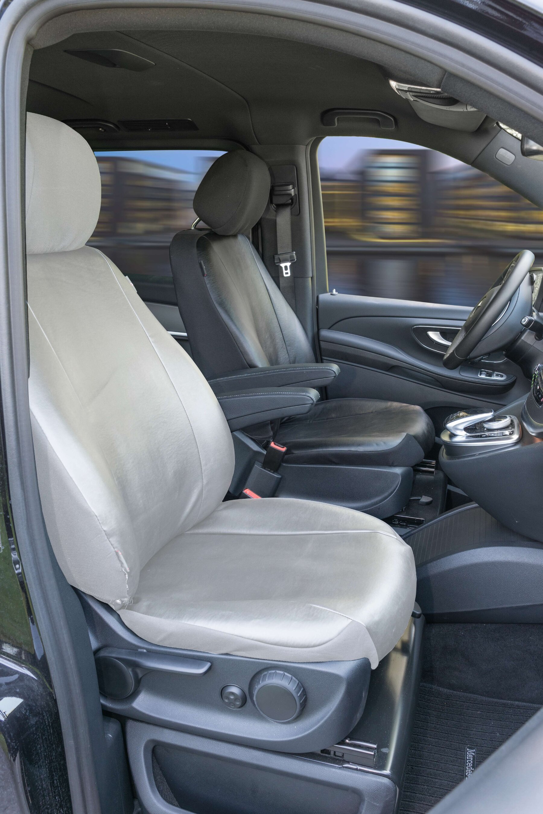 Passform Sitzbezug aus Kunstleder kompatibel mit Mercedes-Benz V-Klasse 447, Einzelsitz Fahrer Armlehne innen