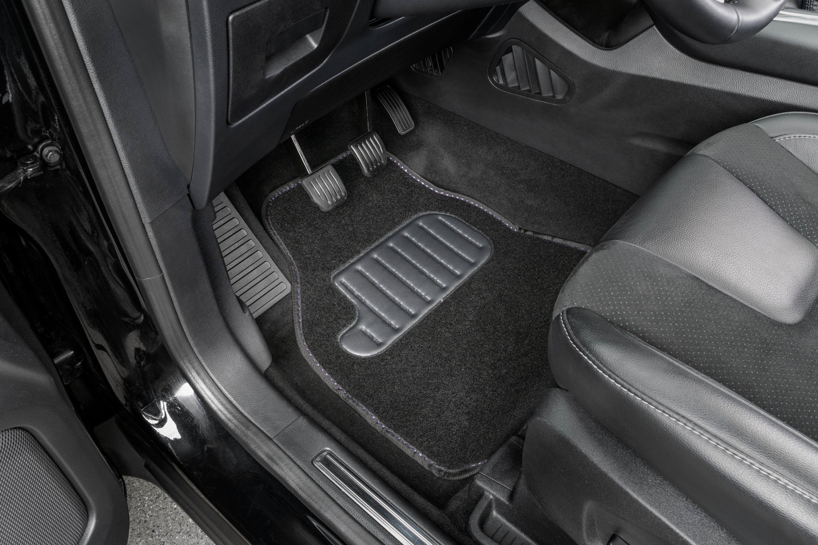 Tapis de voiture The Color noir / violet